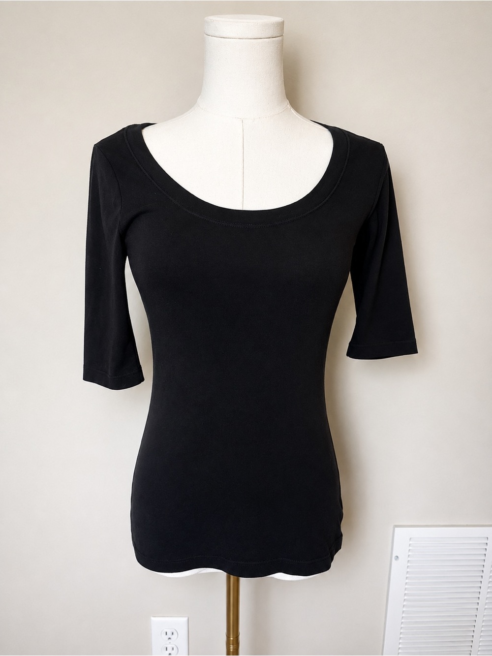 Cynthia Rowley Black Pima Cotton Modal Scoop Neck Elbow Sleeve Top S